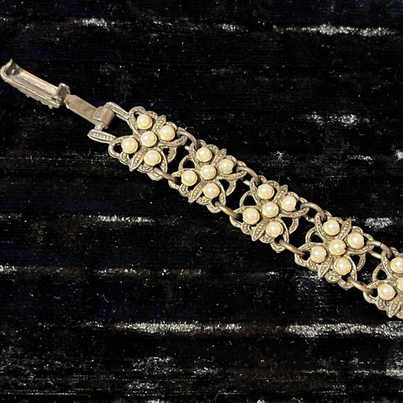 Vintage Silver Tone & Copper Filigree Tiny Faux Pearl Panel Bracelet - Picture 2 of 8